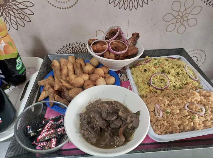 De Perpetual Cakes & Event