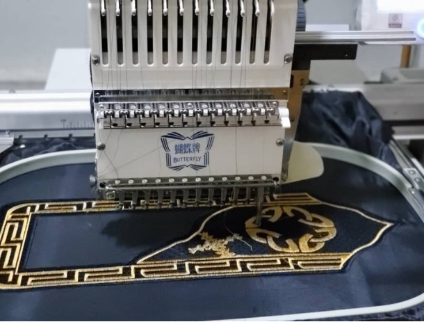 Vic-Gate Seams n’ Embroidery